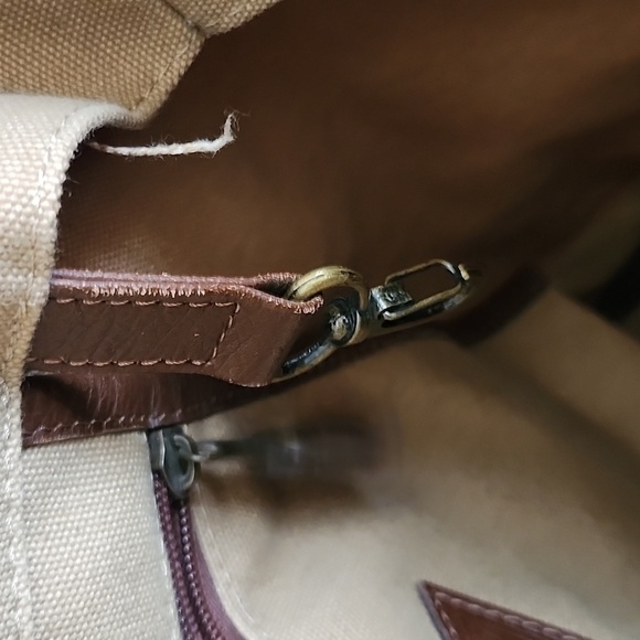 Ellington Unisex Sling Assistant Backpack Khaki Canvas/Brown leather Trim - Picture 12 of 12